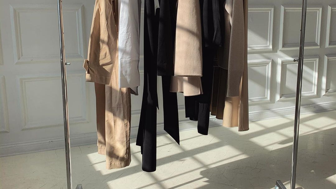 THE CAPSULE WARDROBE